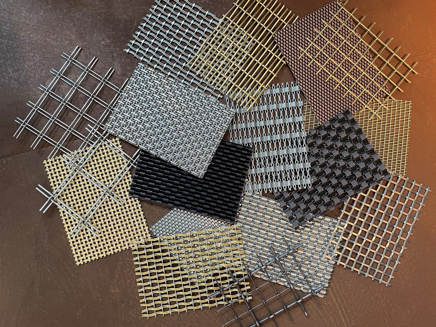 Handhavande - Metallnät av solida material