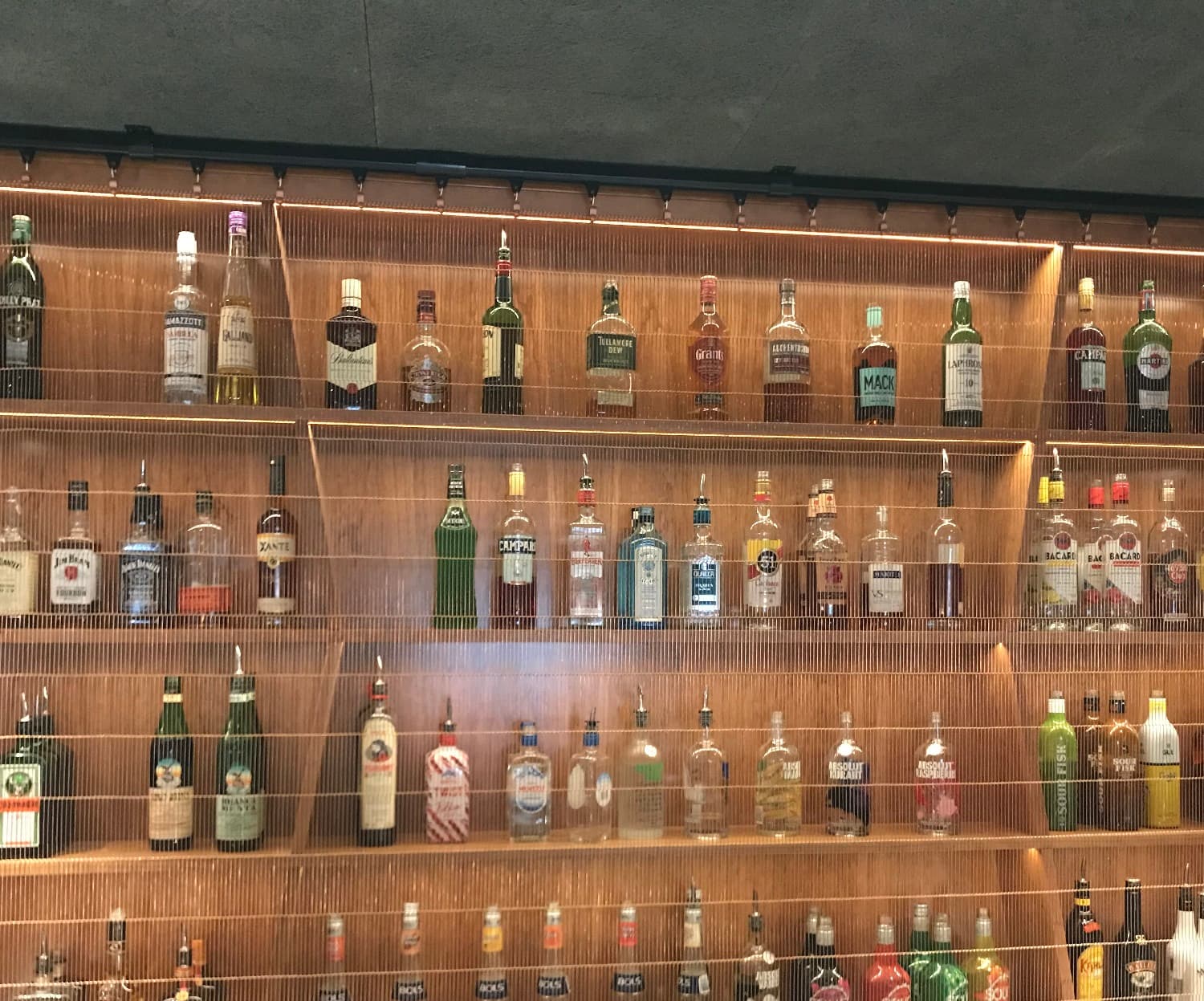 Metalldraperi med upphänge enkelclips