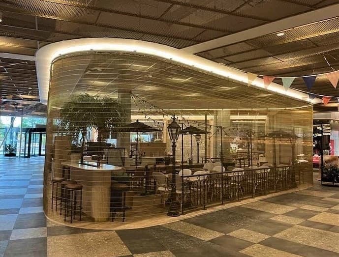 LOCKABLE METAL CURTAINS