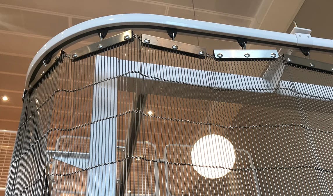 CEILING, MOUNTED ON CONSOLE