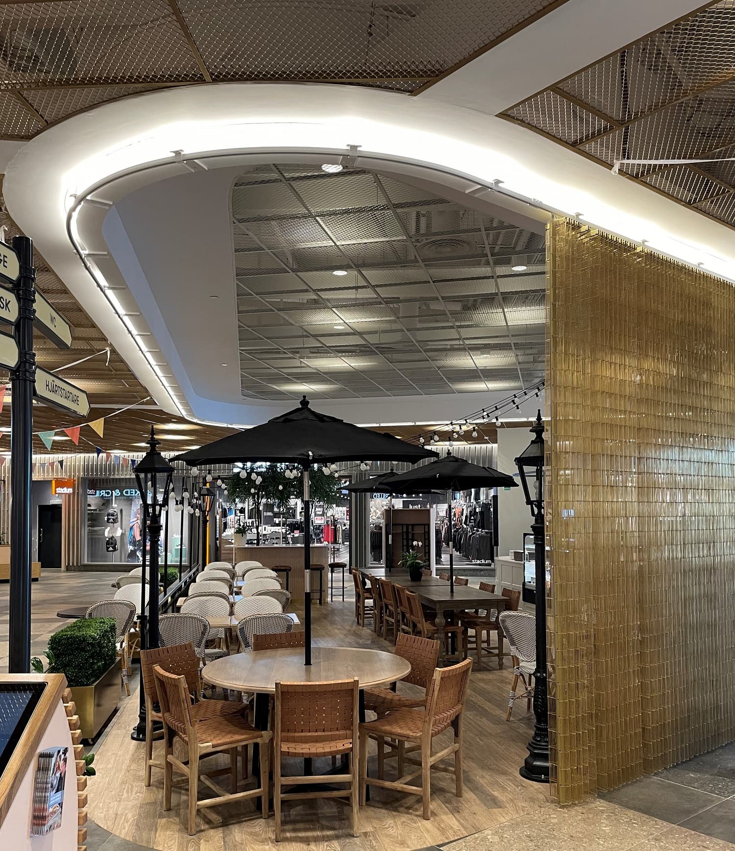 Pahlfer Kalmar Giraffen Köpcentrum web