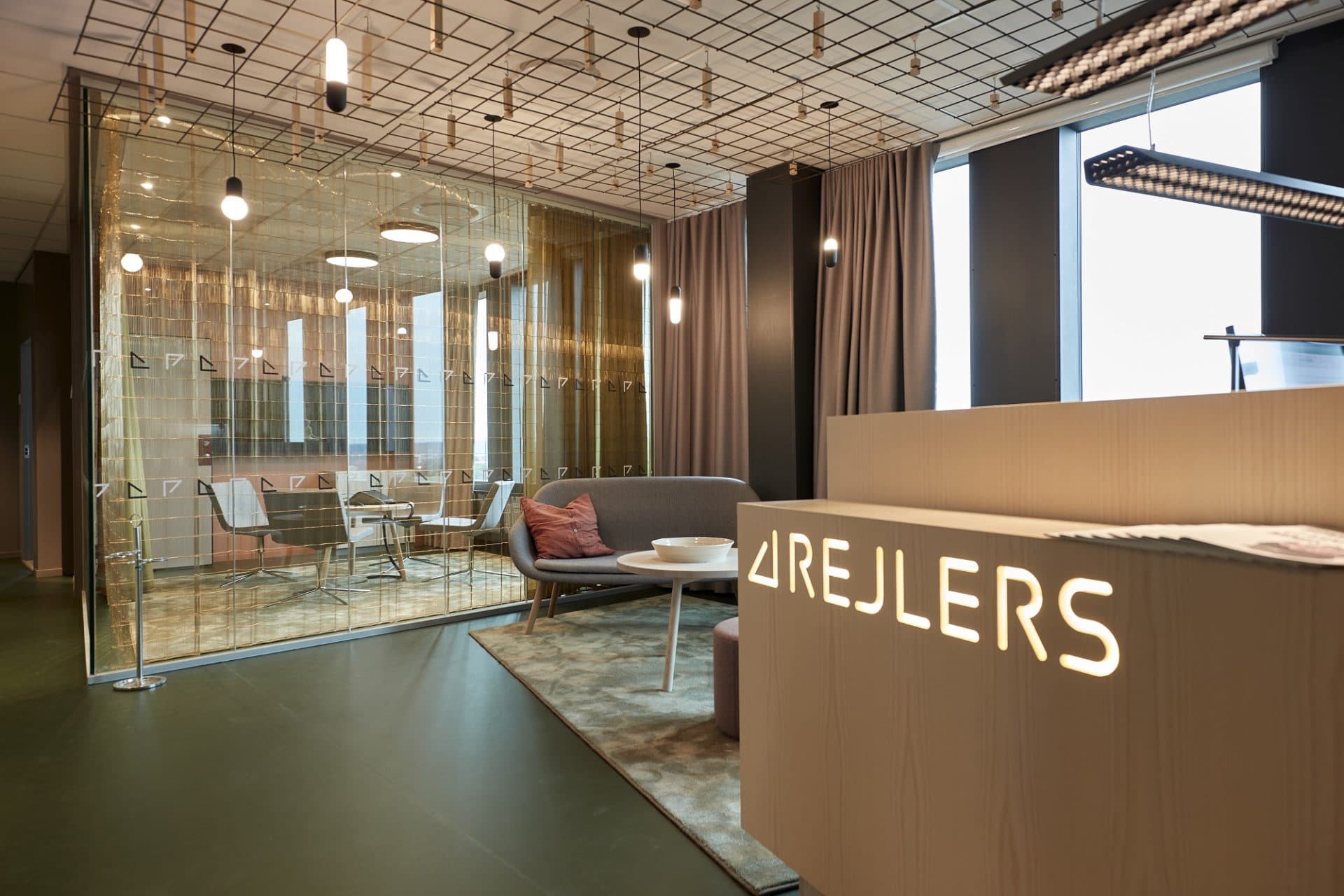 Projekt Rejlers Equator – Pahlfer Inredning web