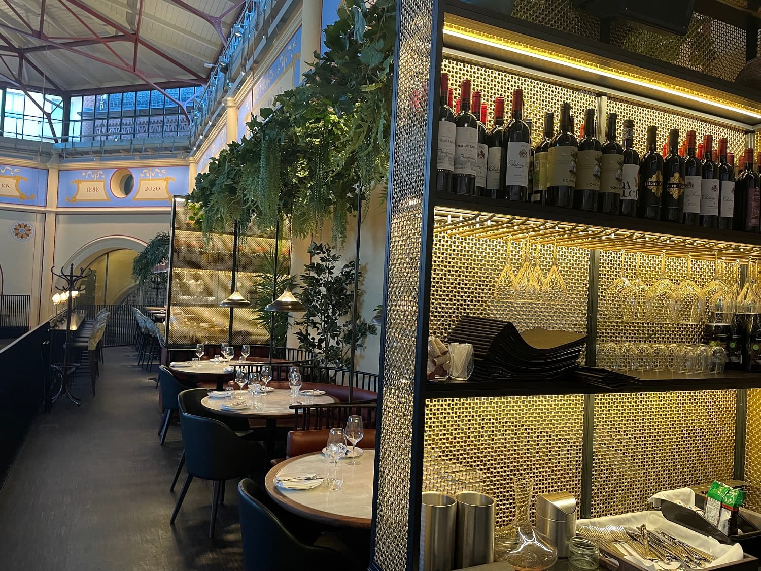 PAHLFER Beirut Cafe Balkong