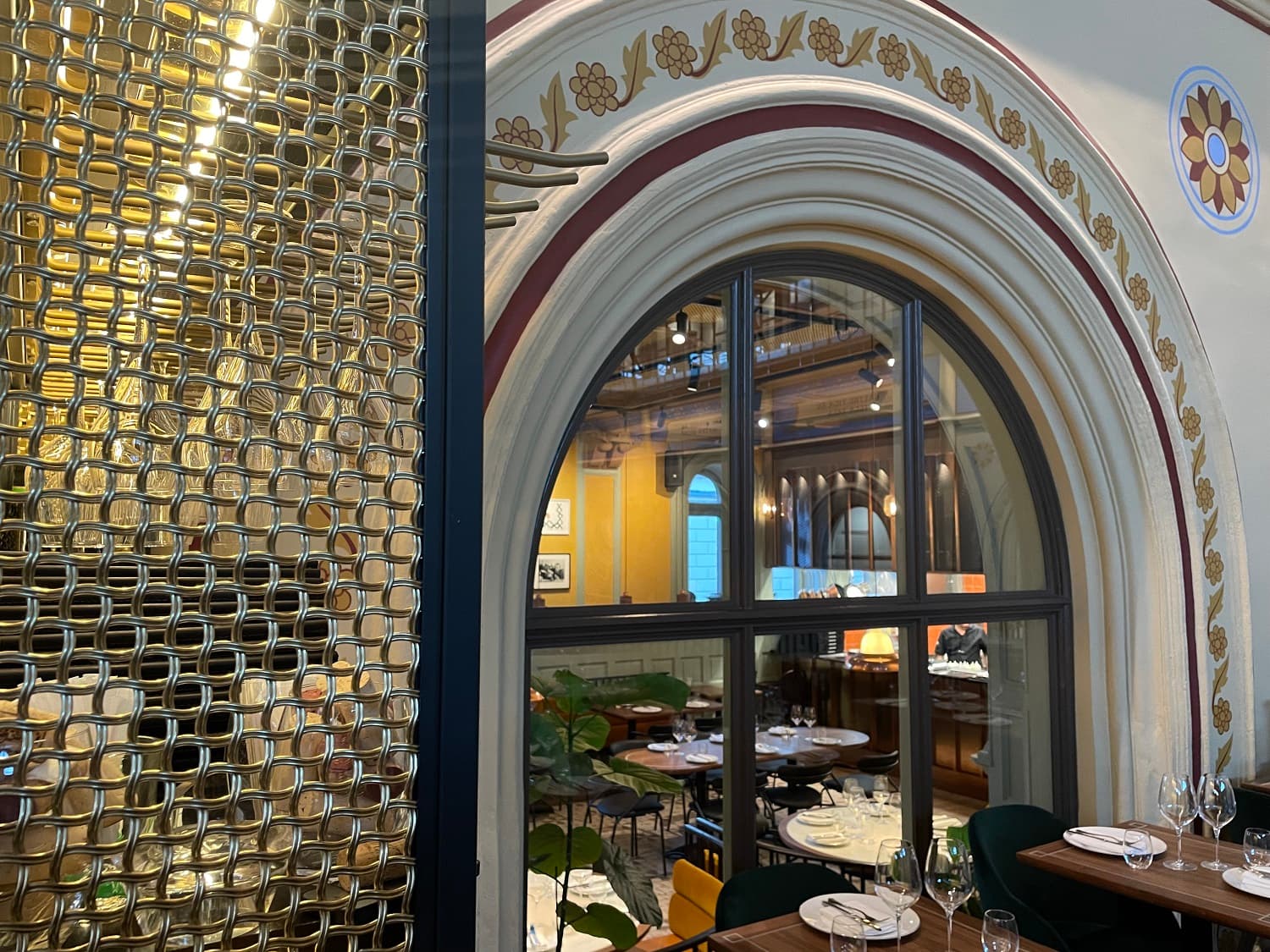 Pahlfer Brass Antik BeirutCafe