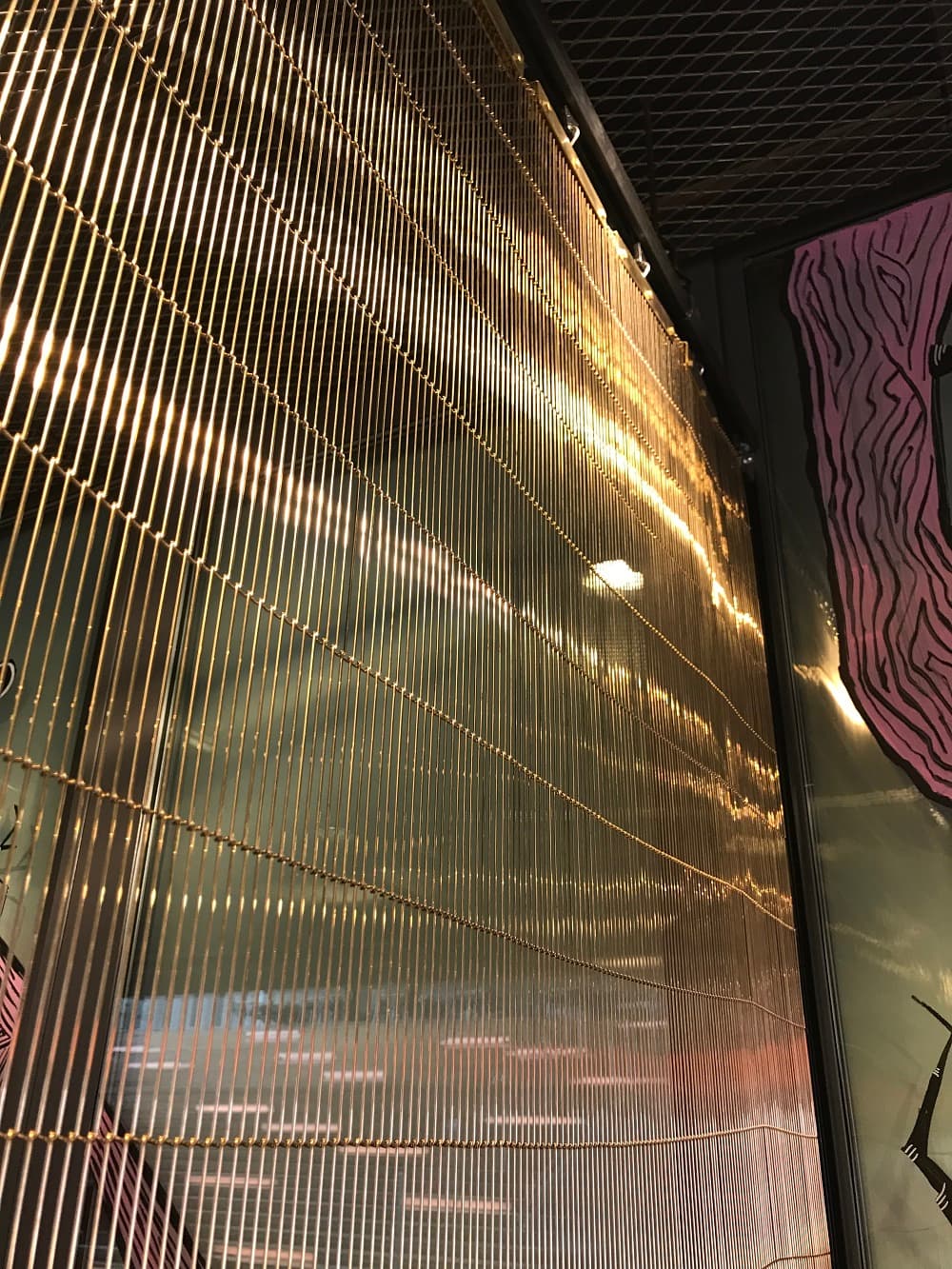 Pahlfer metalldraperi i massing