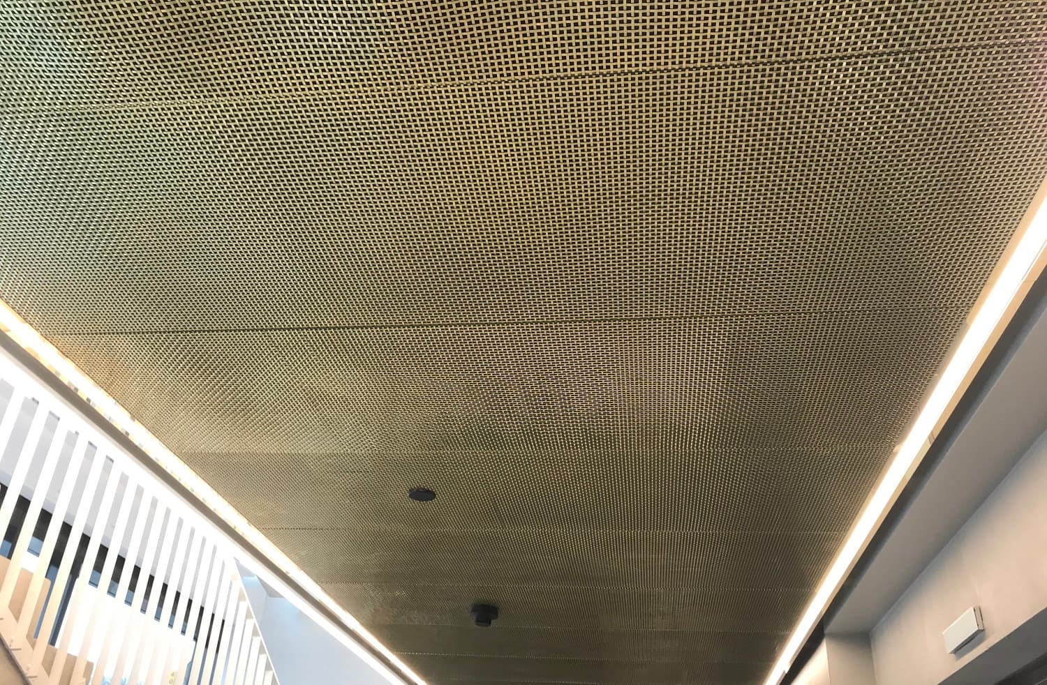 Pahlfer – undertak flätad mässing webb