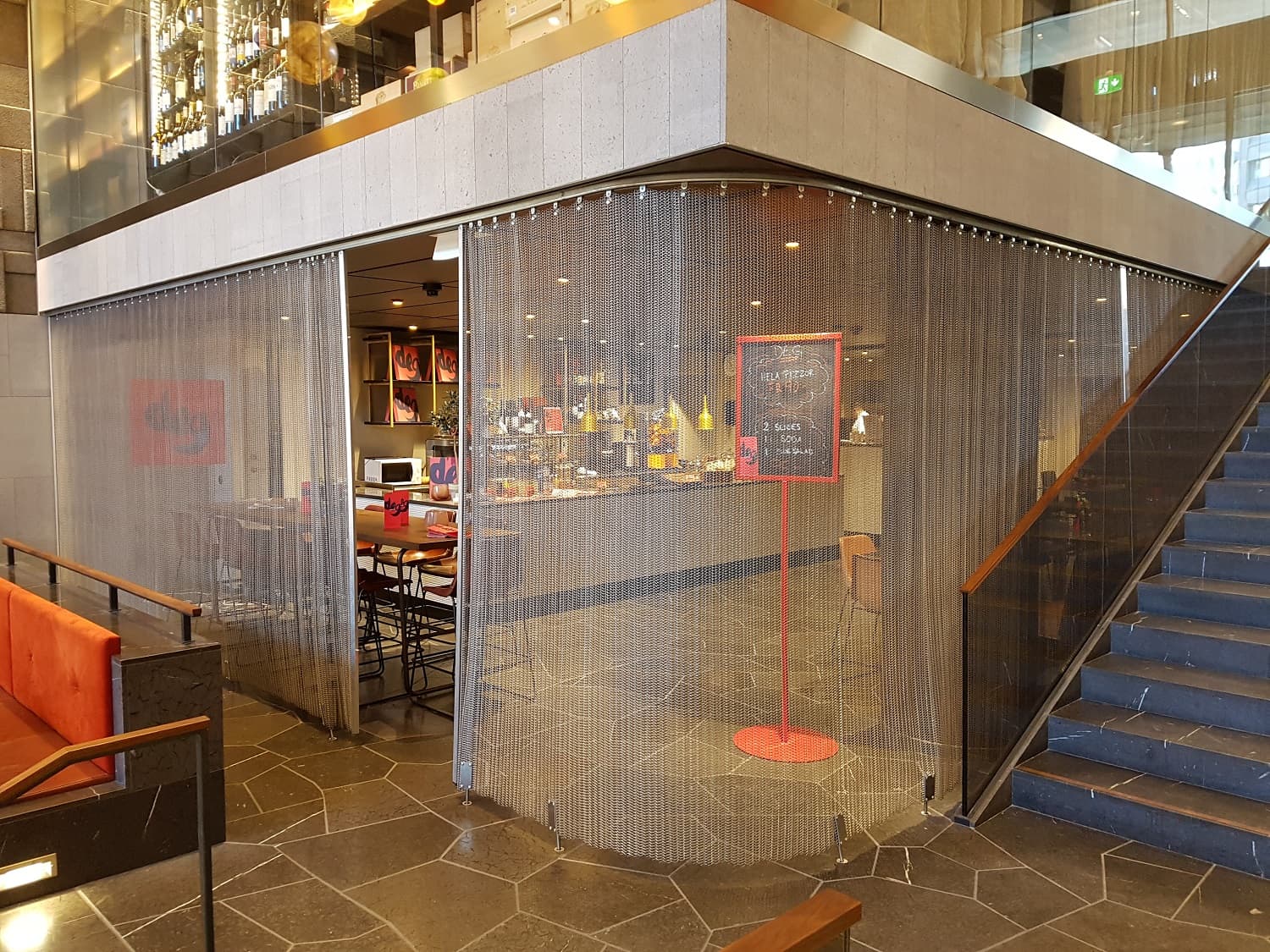 Restaurang DEG Urban Escape Pahlfer C.812 RF