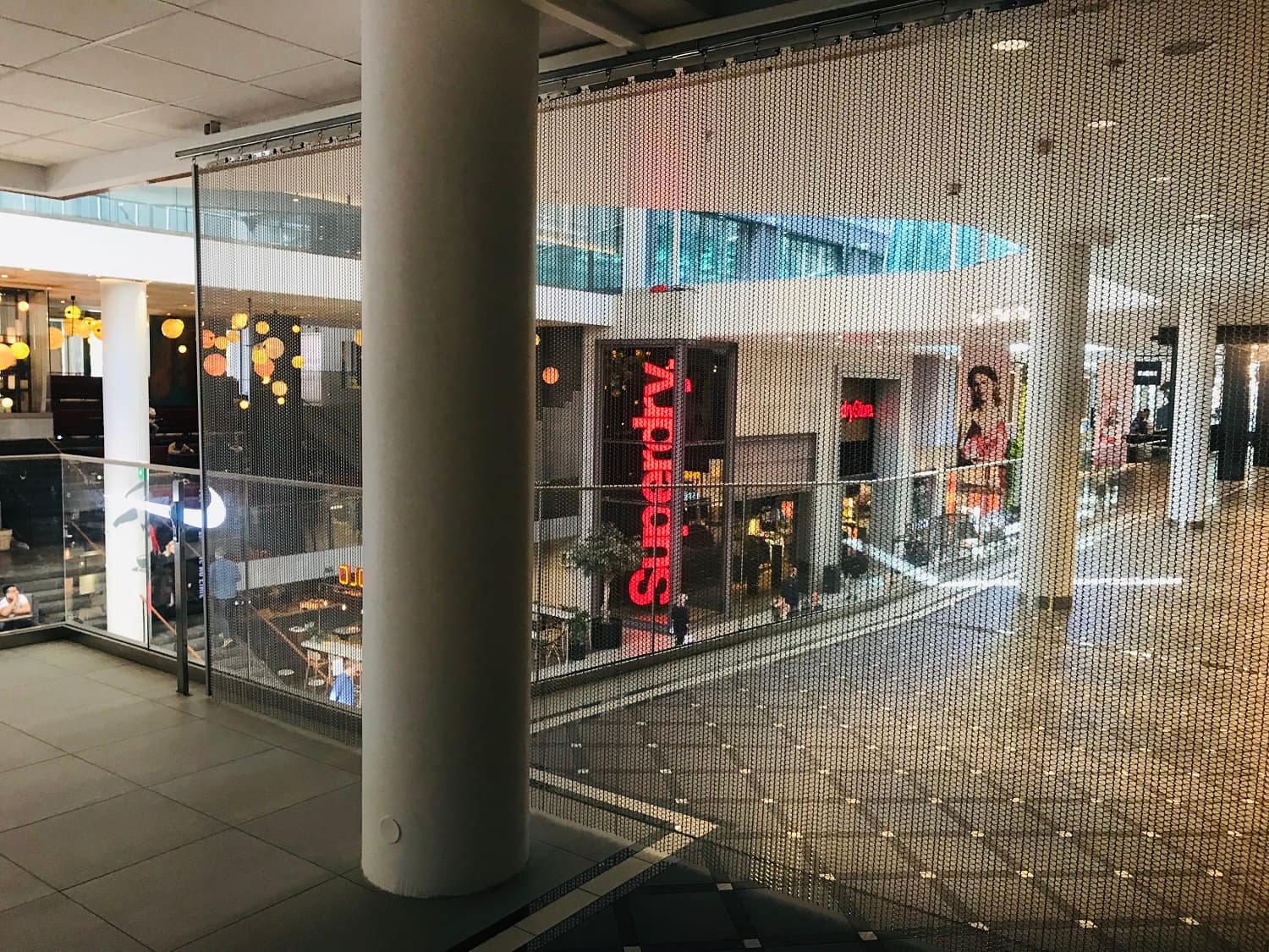 Pahlfer Gallerian webb